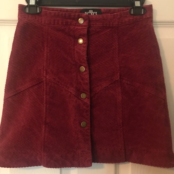 Boutique skirt! - Picture 1 of 2